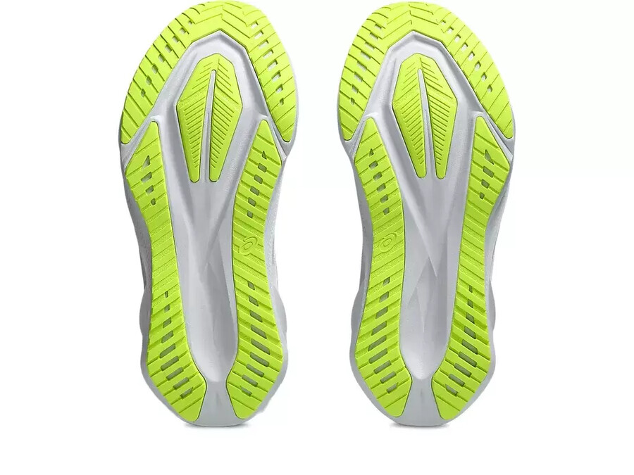 novablast 5 asics track club