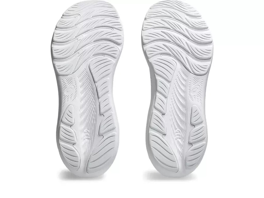 gel-contend 9 extra wide